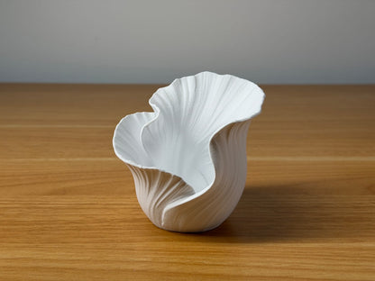 Bloom Wave Vase (25 cm) | Premium Modern Decorative Vase for Home & Office