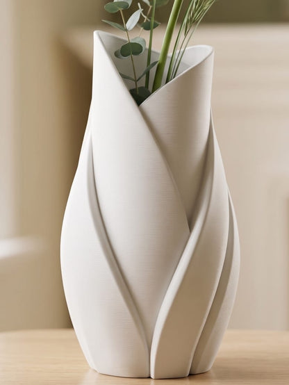 Luna Twist Designer Vase (23 cm) | Luxury Modern Home & Office Décor