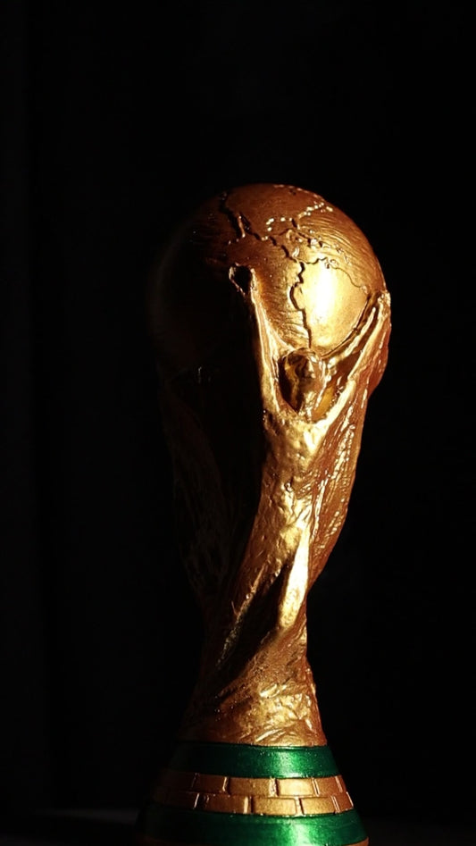 Global Glory Trophy – Gold Finish Decorative Showpiece (9.3 Inches)